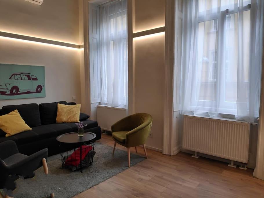 Luxury New-3bdr 3bth Sauna!city Center דירה *